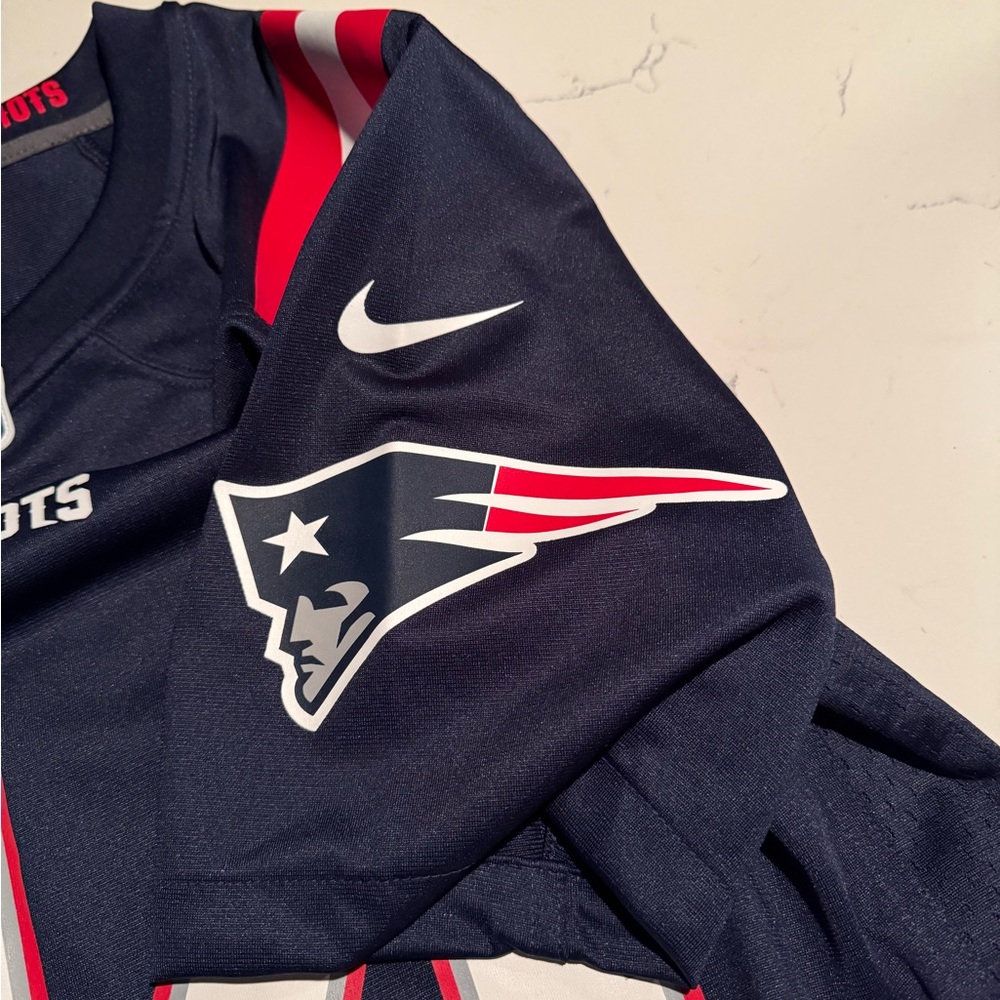 Kendrick Bourne New England Patriots Jersey - Picture 6 of 9